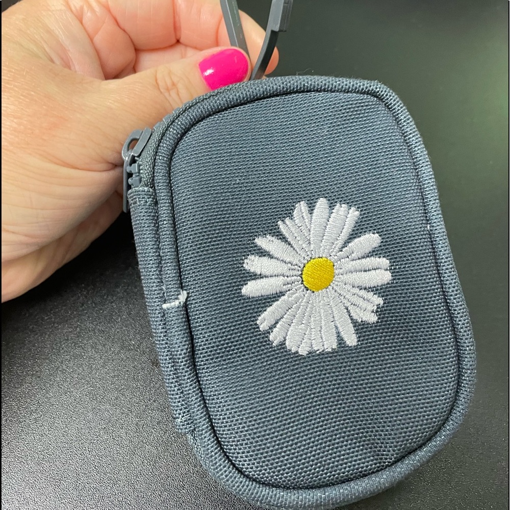 Canvas tech pouch